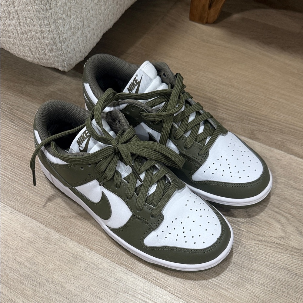 Nike Womens Green and White Sneakers